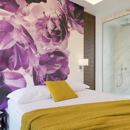 Vista - Piazza Yenne 3* Cagliari