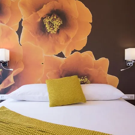 Vista - Piazza Yenne 3* Cagliari